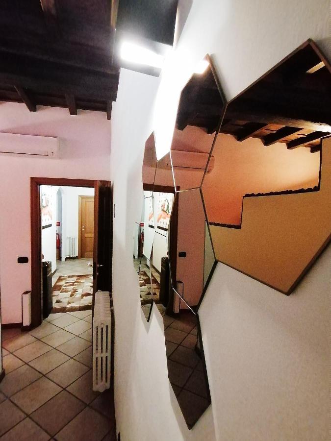 Chroma Italy - Chroma Apt Campo De' Fiori Exterior photo