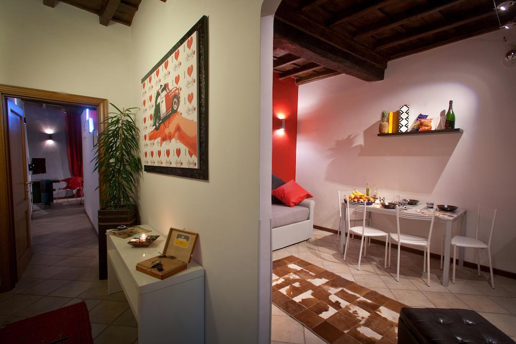 Chroma Italy - Chroma Apt Campo De' Fiori Room photo